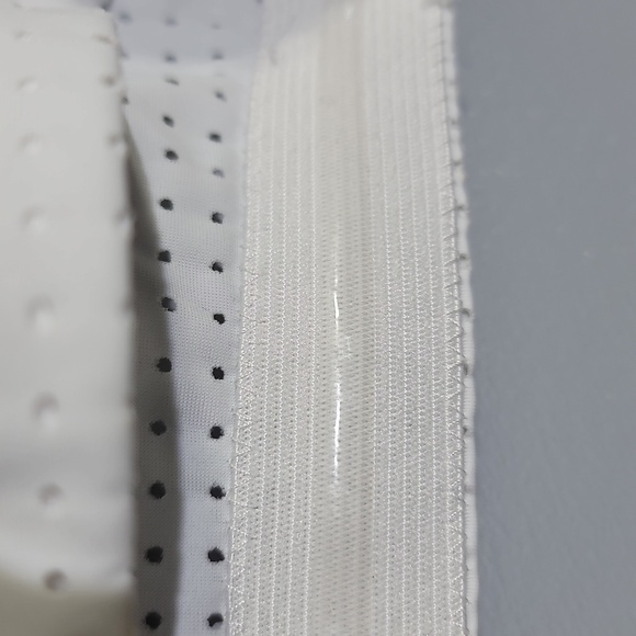 KINONA Mesh White Tennis Leg Gripper Shorts - Picture 3 of 9